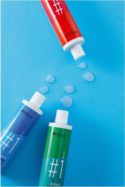 Actual product image Indola Wash - Hydrate Shampoo (1500 ml, Liquid shampoo)