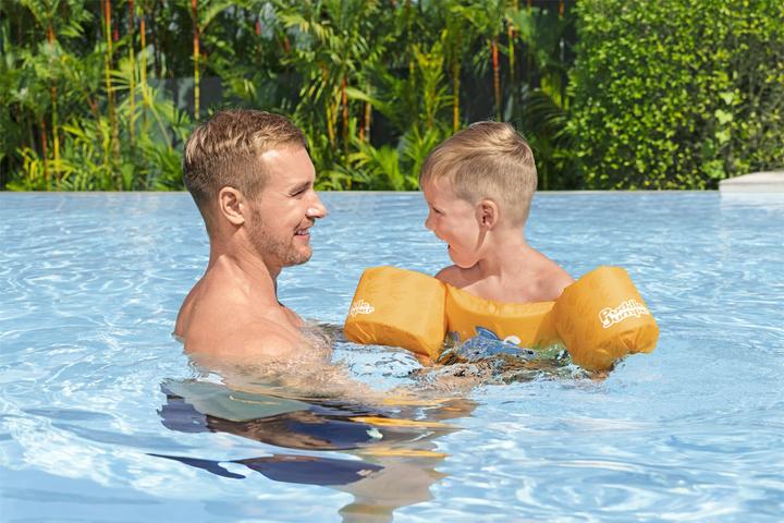 Actual product image Bestway Puddle Jumper® buoyancy aid Little whale with textile cover, 2-6 years