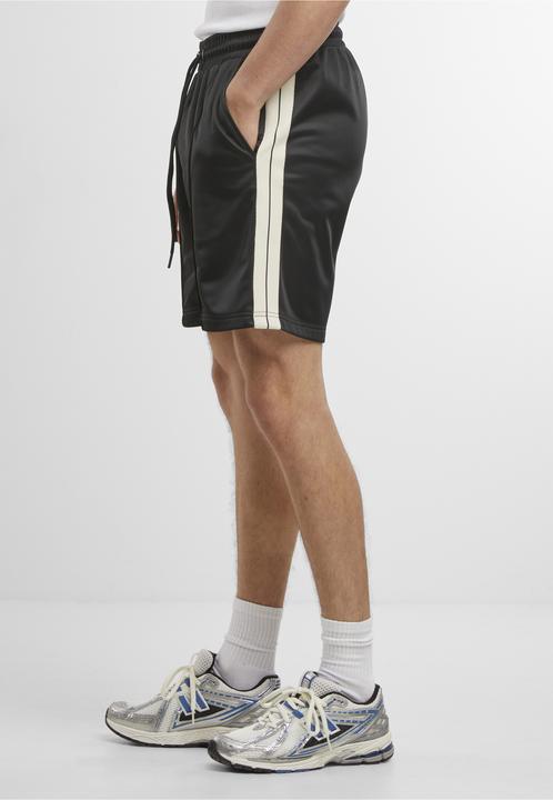 Image du produit Urban Classics Tennis Core Shorts - 191407 (L)