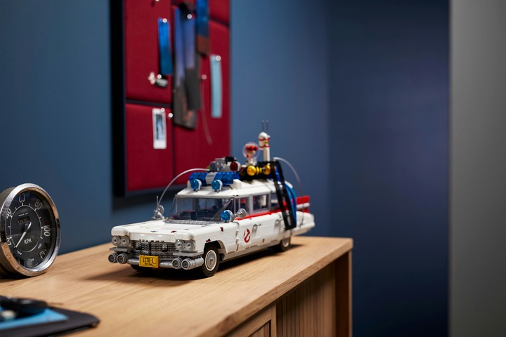 Image du produit LEGO S.O.S. Fantômes ECTO-1 (10274, LEGO Icons, LEGO difficiles à trouver)
