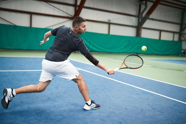 Actual product image Tarmak elbow soft 300 115665 (4)