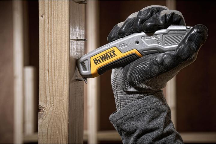 Image du produit DeWalt Couteau de travail à lame rétractable (Cutters)