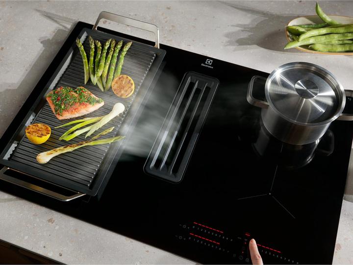 Actual product image Electrolux KCC83443 hob Black Built-in Zone induction hob 4 zone(s) (78 cm, Induction hob)