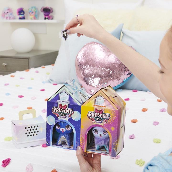 Image du produit Spin Master Present Pets Minis, pack de 3 peluches galactiques de 7,6 cm, jouets pour enfants (20.65 cm)