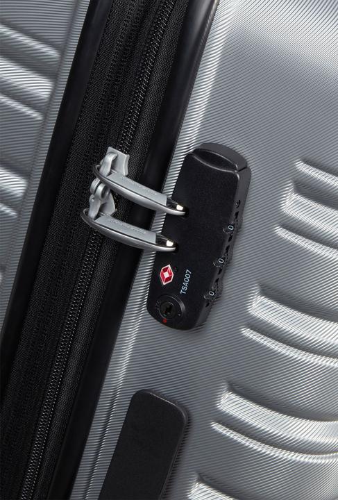 Actual product image American Tourister Flashline 4 wheel trolley 67 cm (69 l)