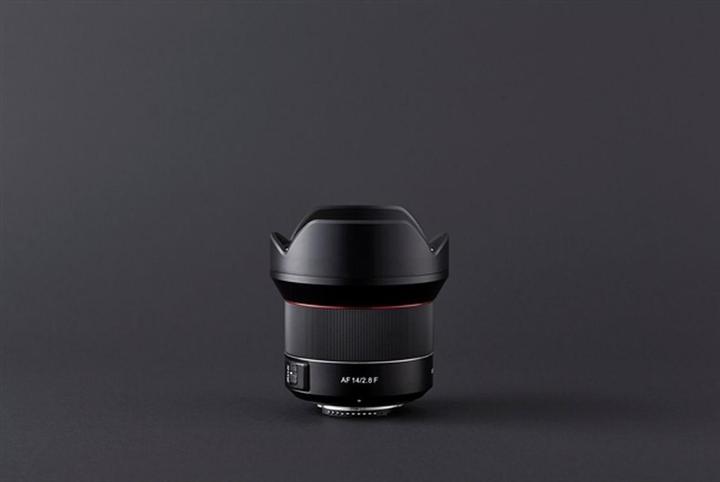 Actual product image Samyang AF 14mm F/2.8, Nikon (Nikon F, full size)