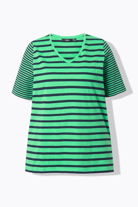 Actual product image Ulla Popken Mixed Size Stripe V-Neck Tee (54)