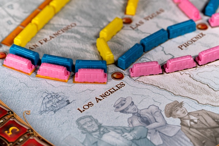Productafbeelding Days of Wonder Ticket to Ride spelen Roze (Duits)