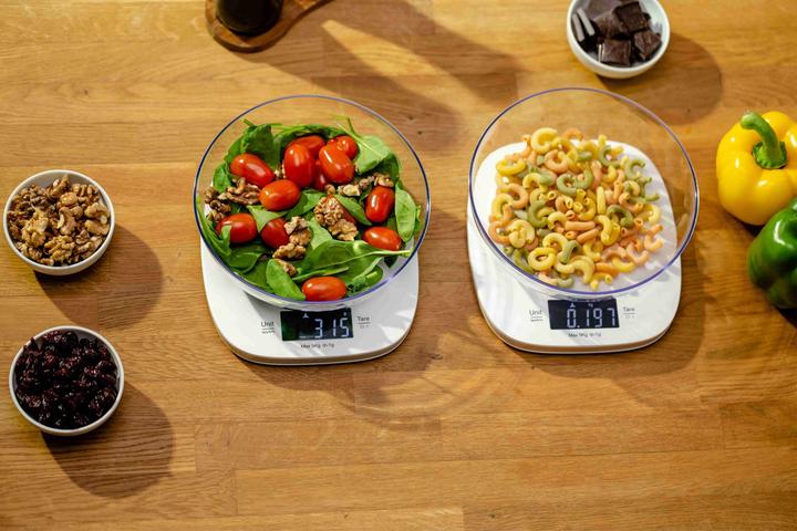 Actual product image Zelmer ZKS1451 Kitchen Scale Countertop Square Electronic Kitchen Scale