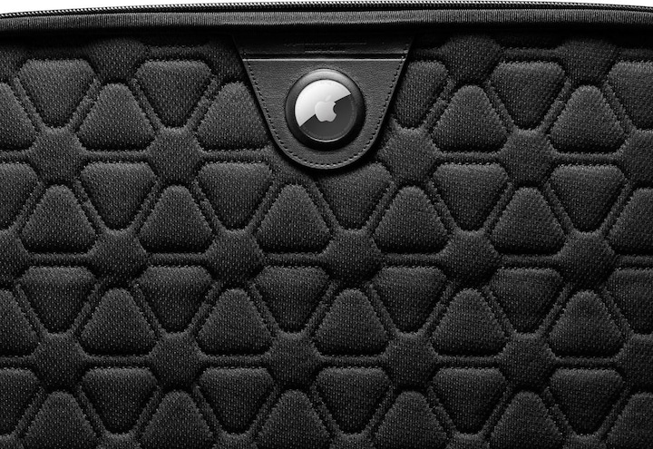 Immagine prodotto Spigen Rugged Armor Pouch Pro (14", Apple)