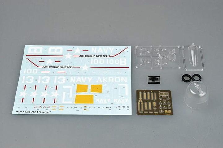 Actual product image Trumpeter F8F-1 Bearcat