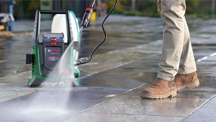 Actual product image Bosch Home & Garden UniversalAquatak 36V-100 (Rechargeable battery operated)