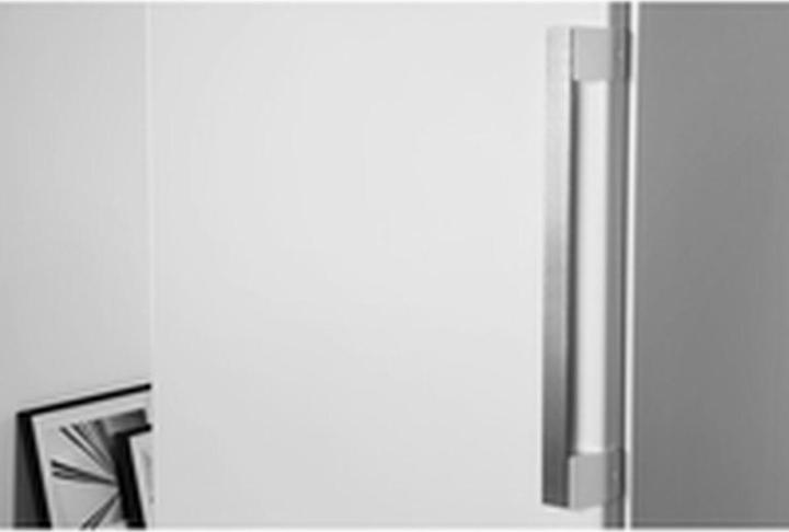 Produktbild Whirlpool UW8 F2Y WBI F2 (Freistehend, 263 l)