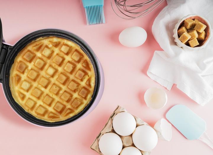 Actual product image Bestron Mini Waffle Maker