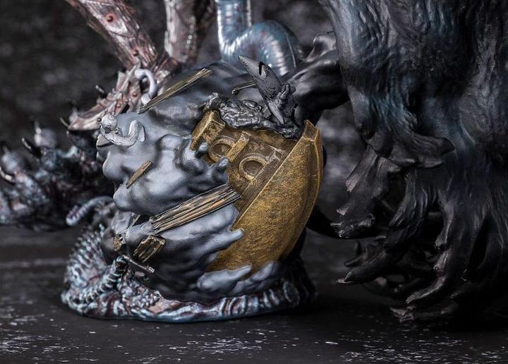 Actual product image Bandai Berserk Figuarts ZERO Metallic Touch Guts Berserker Armour