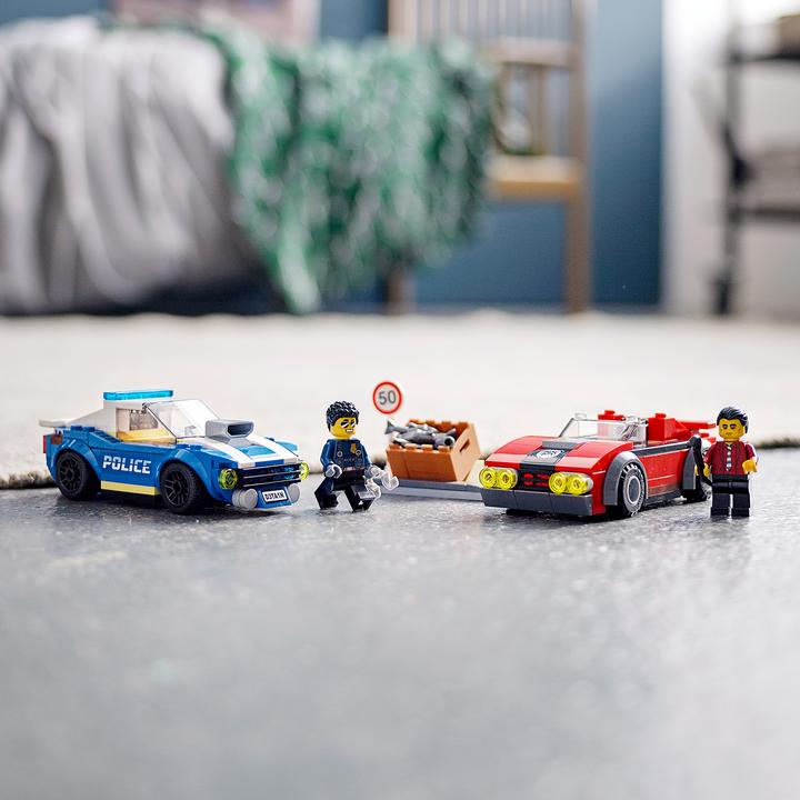 Produktbild LEGO Festnahme auf der Autobahn (60242, LEGO City)