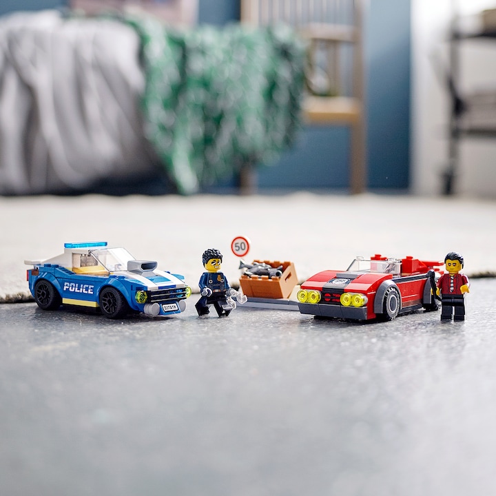 Immagine prodotto LEGO Arresto in autostrada (60242, LEGO City)