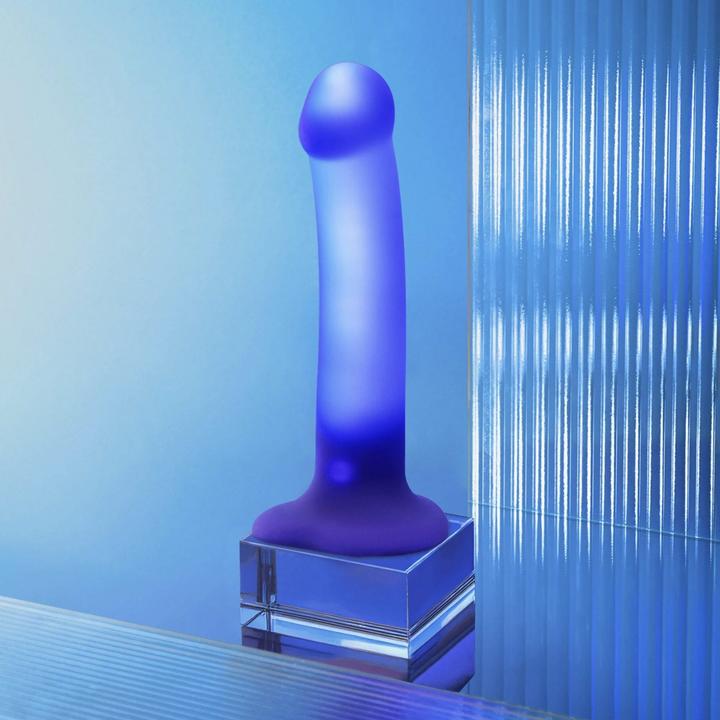 Image du produit Strap-on-me Glow-Led Dildo (M)