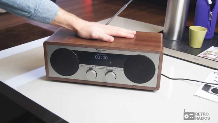 Actual product image TechniSat DigitRadio 450 (Web radio, DAB+, Bluetooth, Wi-Fi)