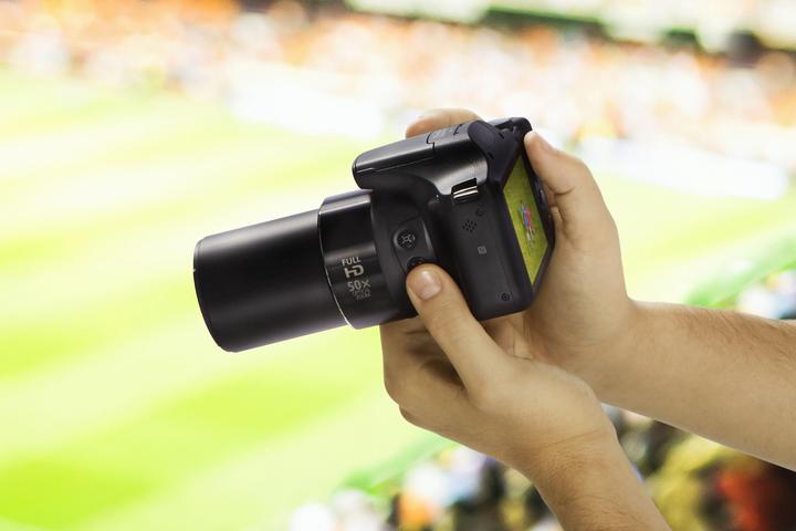 Image du produit Canon PowerShot SX540 HS (4.3 - 215 mm, 20.30 Mpx, 1/2,3'')