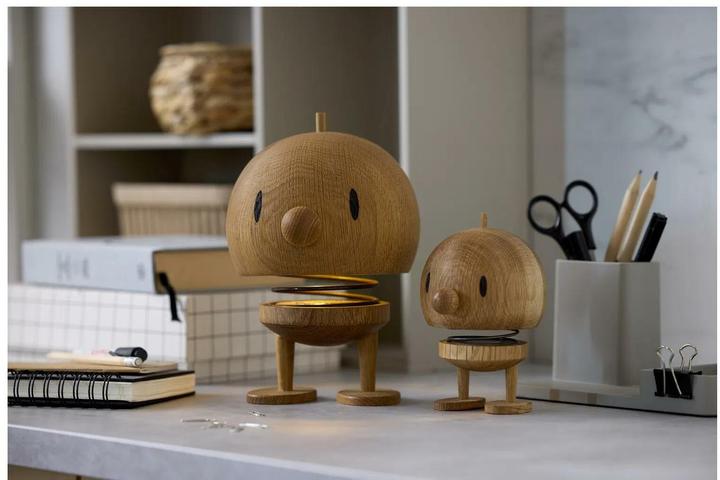 Actual product image Hoptimist Tischleuchte Eiche L, 10 x 10 x 15 cm, Braun