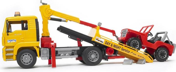 Productafbeelding Bruder Man sleept vrachtwagen met terreinwagen
