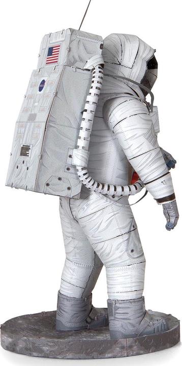 Produktbild Metal Earth Premium Series Apollo 11 Astronaut PS2016