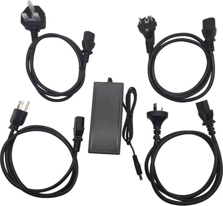 Image du produit Eaton TRIPPLITE Gigabit Multimode Fibre to Ethernet Media Converter PoE+ - International Power Cable