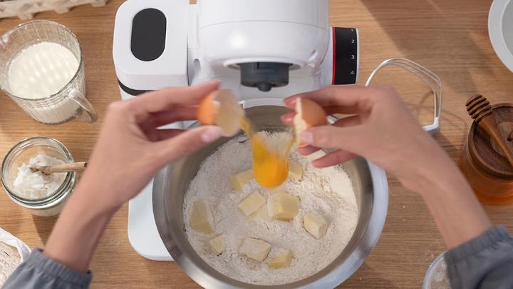 Produktbild Bosch Hausgeräte Serie 2 MUMS2EW01 food processor Stainless steel, White (700 W)