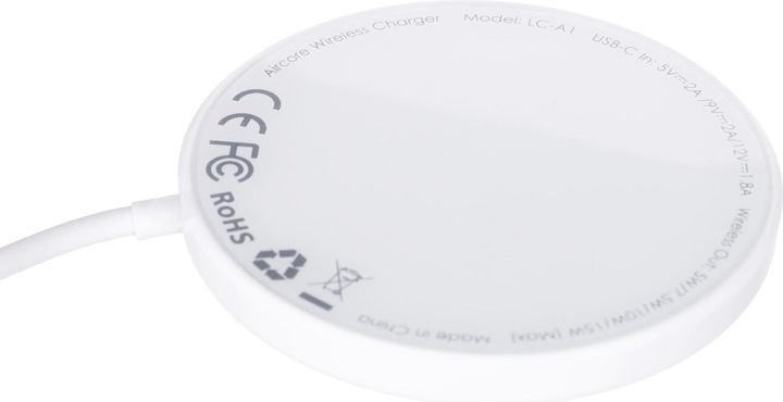 Actual product image Aukey Aircore Magnetic Charger (15 W)