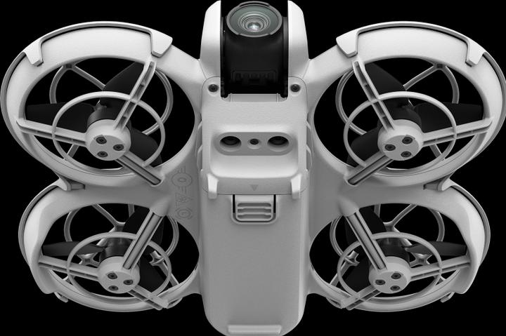 Image du produit DJI Neo Motion Fly More Combo (18 min, 135 g, 12 Mpx)