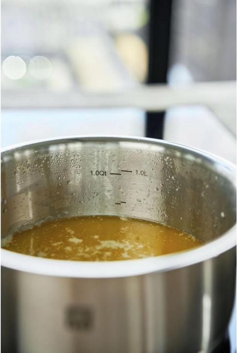 Produktbild Zwilling Pro Stieltopf, 16 cm (Stielkasserolle, Edelstahl, 16 x 12 cm)