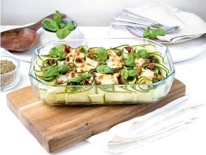 Actual product image Pyrex 3.2 litre casserole dish