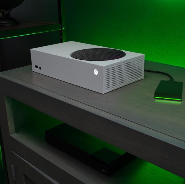 Actual product image Seagate Game Drive for Xbox SSD (1 TB)