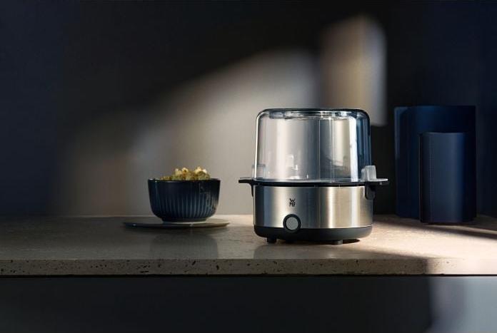 Produktbild WMF KÜCHENminis Popcornmaschine / Popcorn Maker mit Deckel-Servierschale