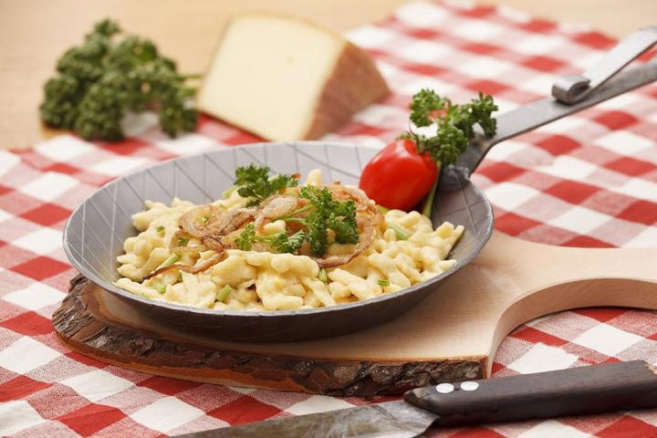 Image du produit Muxel Spätzlewunder Spätzlepresse mit Schaber