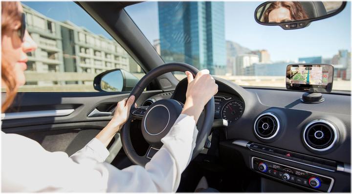 Produktbild TomTom Click & Go-Halterung inkl. Ladegerät zu Go 520/620/5200/6200