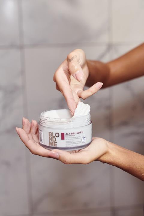Produktbild Schwarzkopf Professional Blondme - All Blondes Rich Mask (200 ml)