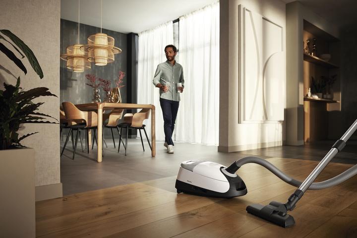 Produktbild Miele Complete C2 Powerline - SFRF5