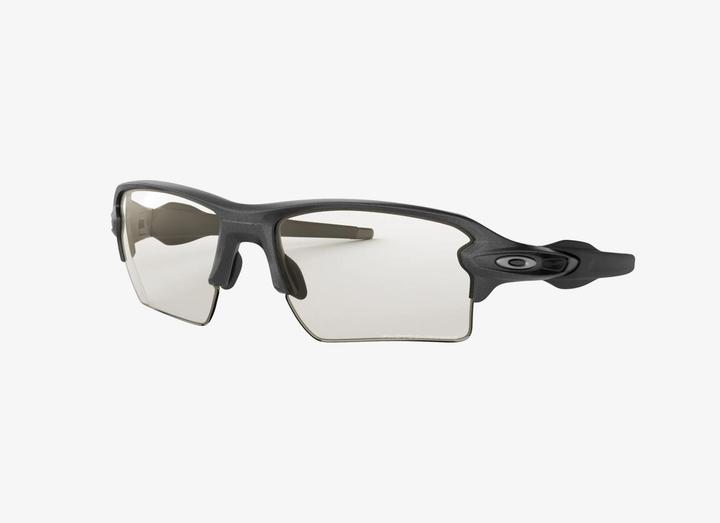 Immagine prodotto Oakley OO918816 Flak 20 XL Fotocromatico (Acciaio, Trasparente 50% Nero Irid Photo)