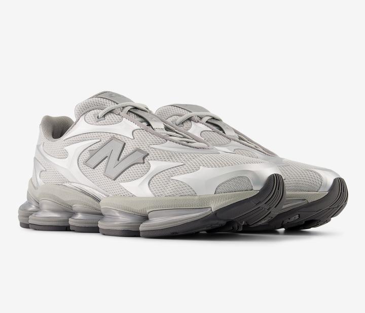Immagine prodotto New Balance U20005UW - 2000 (42)