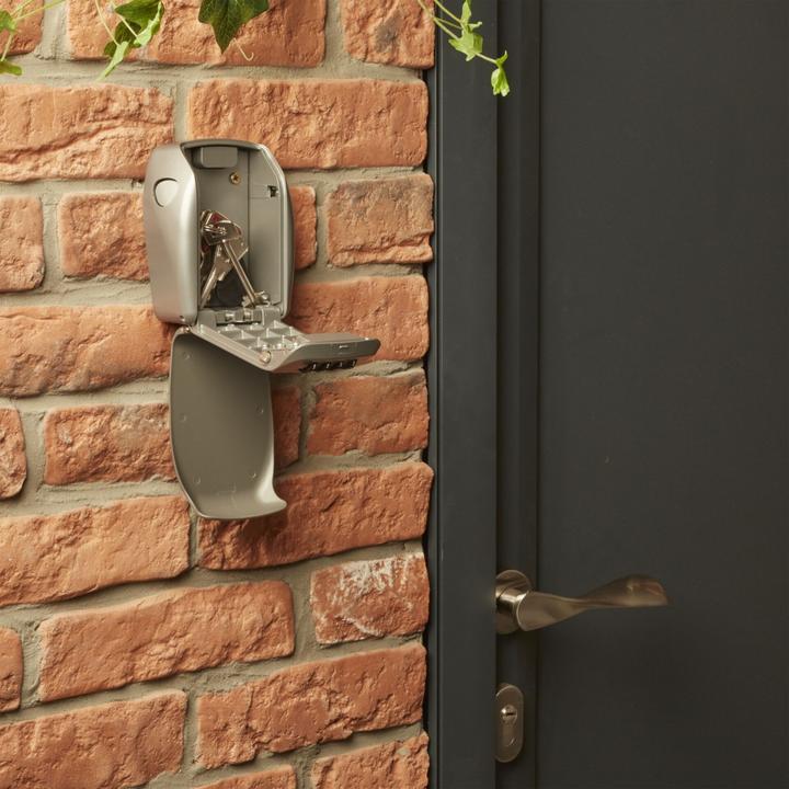 Actual product image Master Lock select access