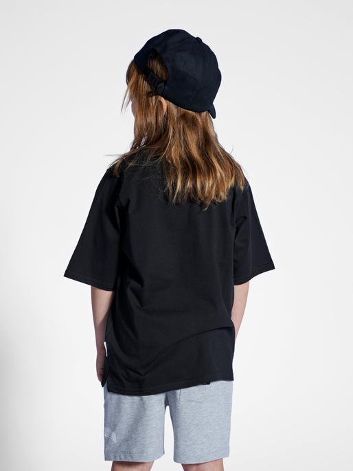Actual product image hummel stsOCEAN T-SHIRT S/S (116)
