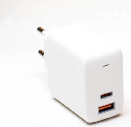 Produktbild Aukey PA-B3 Omnia (65 W)