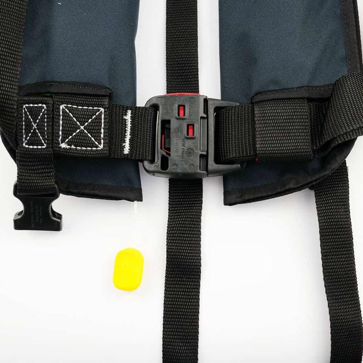 Actual product image Compass Compact II Lifejacket 16 l, manual (One size)