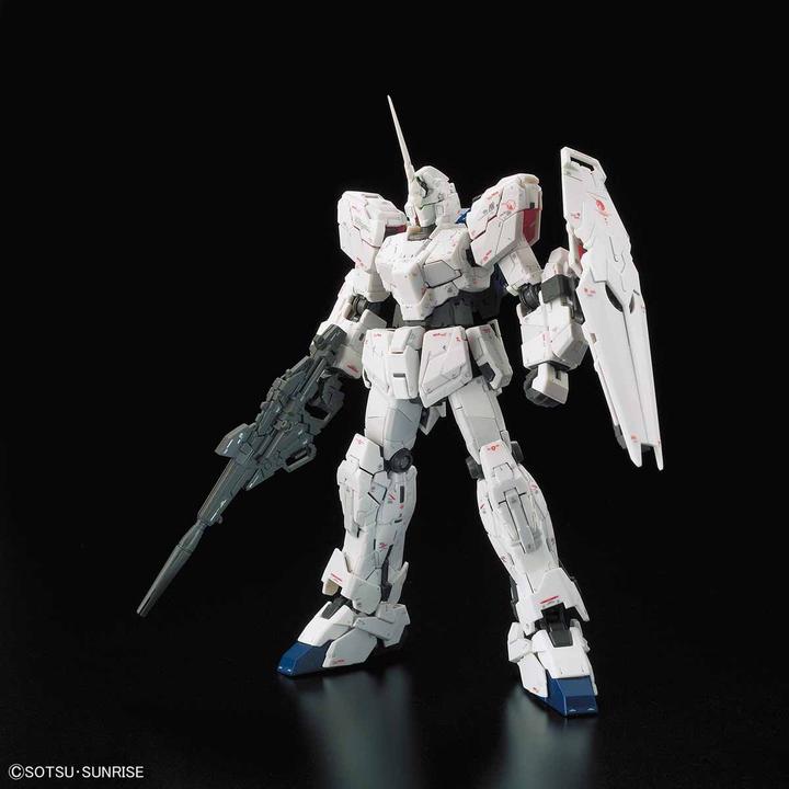 Actual product image Bandai Gundam - Unicorn Real Grade