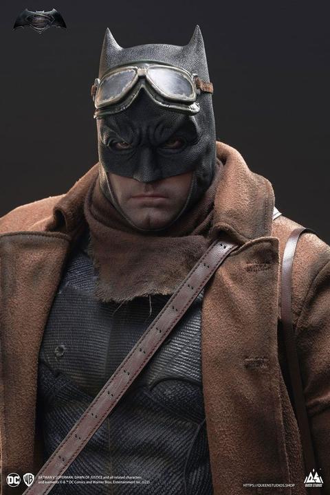 Produktbild Queen Studios DC Comics statuette 1/4 Knightmare Batman 53 cm