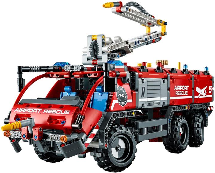 Actual product image LEGO Technic airport fire engine (42068, LEGO Technic)