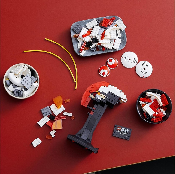 Produktbild LEGO Helm von Luke Skywalker (75327, LEGO Star Wars)