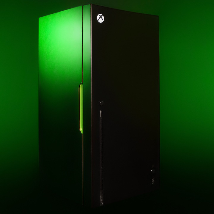 Energie-Label Ukonic Xbox Series X: Mini Kühlschrank (10 l)